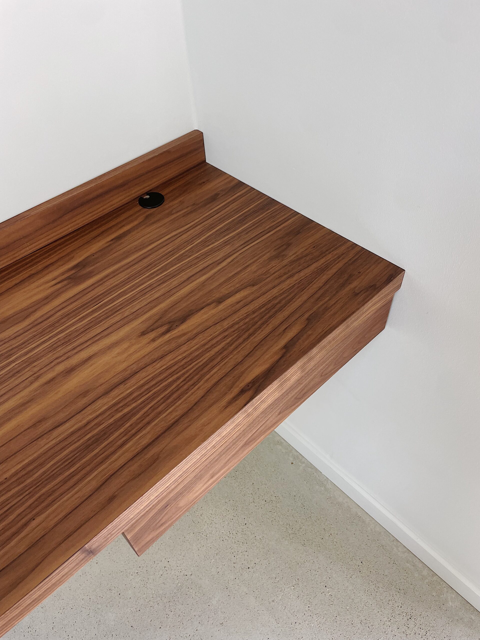 Bureau sur mesure bois de Noyer, à Hossegor Landes